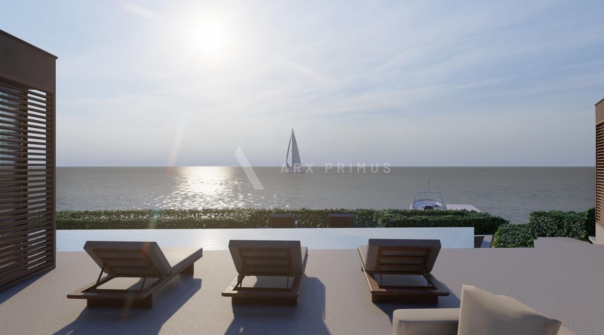Jedinstvena parcela 1.red do mora sa projektom luksuzne vile