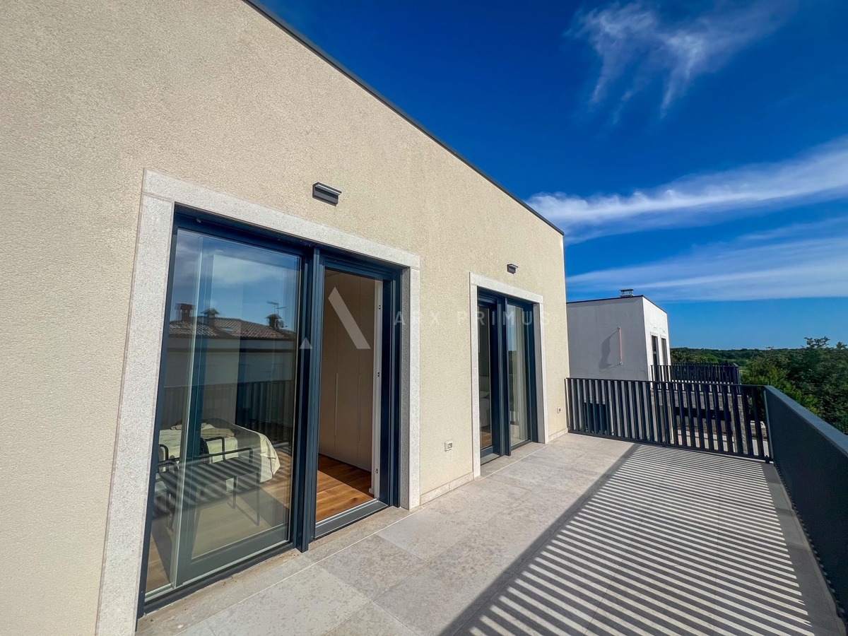 Villa di lusso con piscina, zona Umago