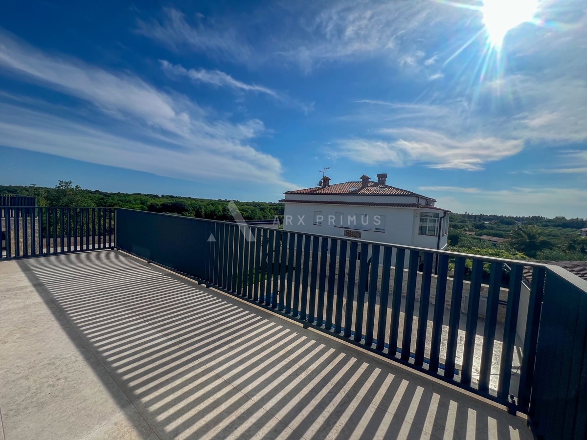 Villa di lusso con piscina, zona Umago