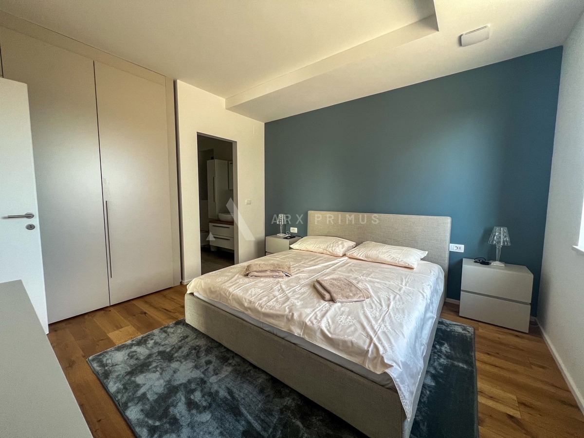 Villa di lusso con piscina, zona Umago