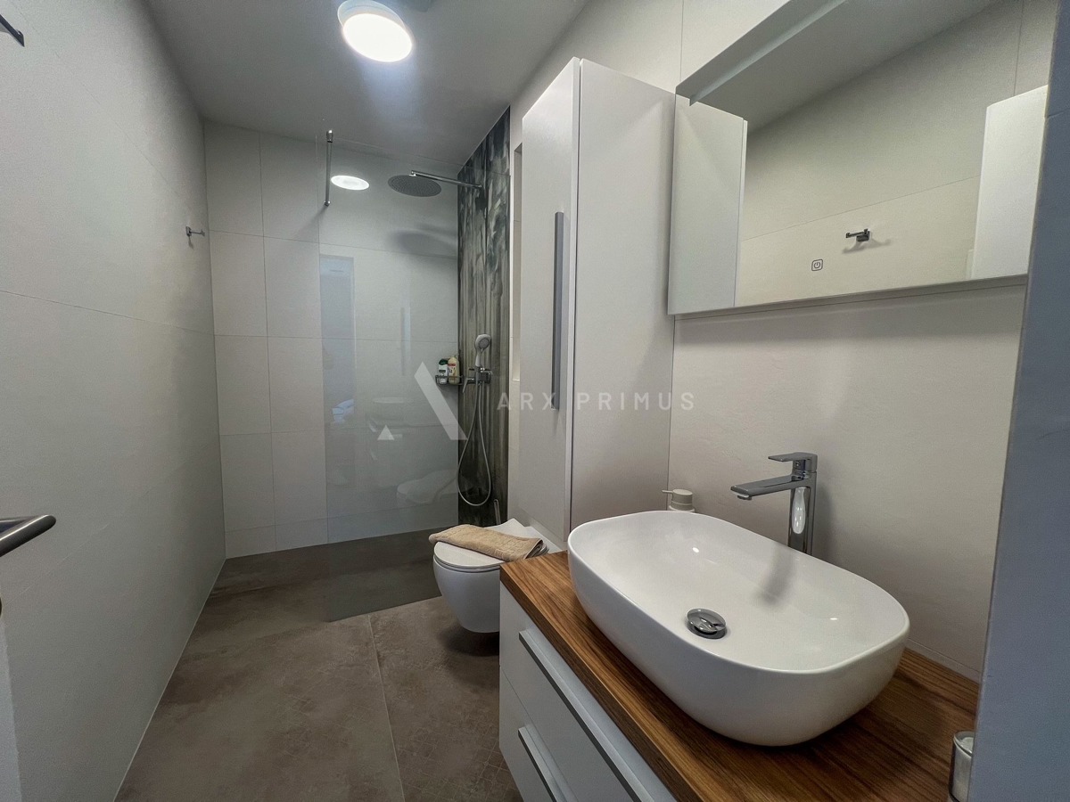 Villa di lusso con piscina, zona Umago