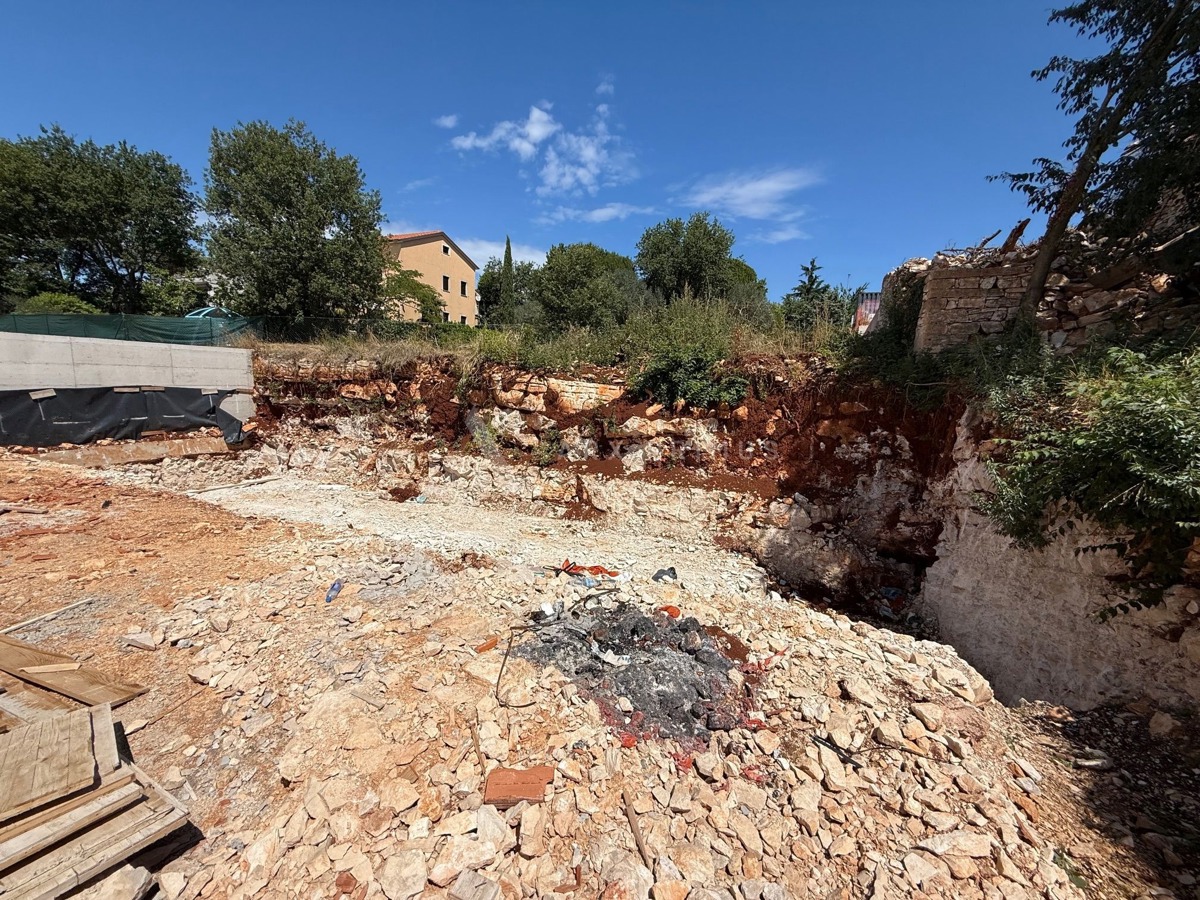 Dvojna kuća u Valici, Umag