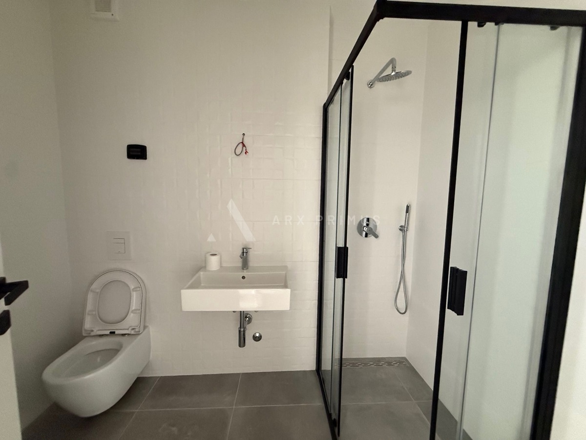 Dvosobni stan na super lokaciji u Umagu