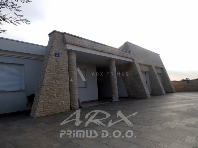 Moderna vila s bazenom, Umag, Istra