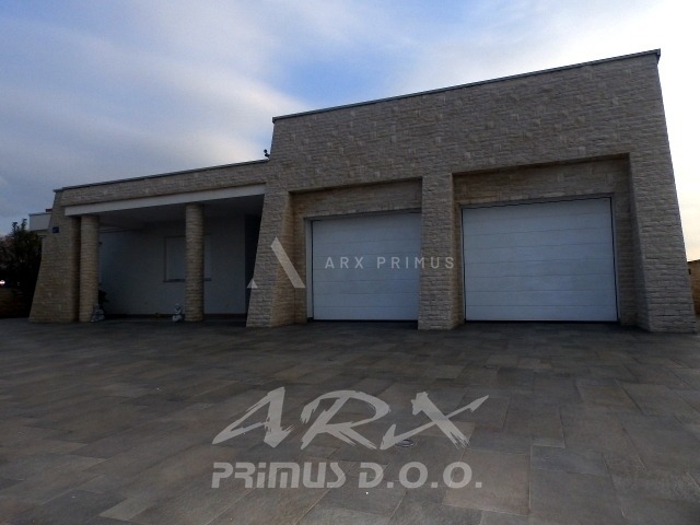 Moderna vila s bazenom, Umag, Istra