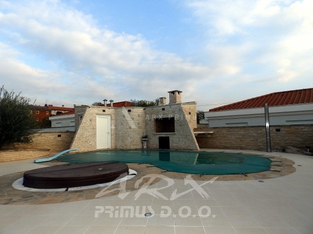 Moderna vila s bazenom, Umag, Istra