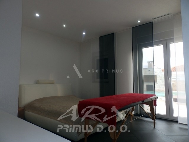 Moderna vila s bazenom, Umag, Istra