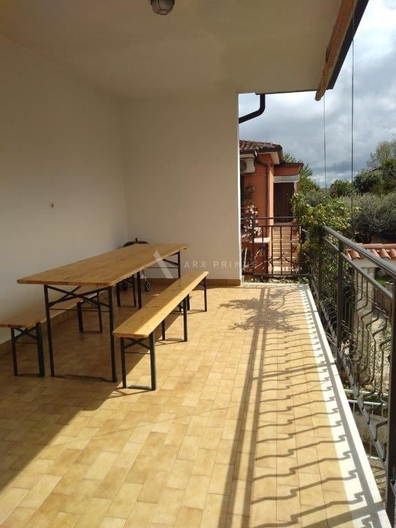 Prostran stan u kući u Čepljanima