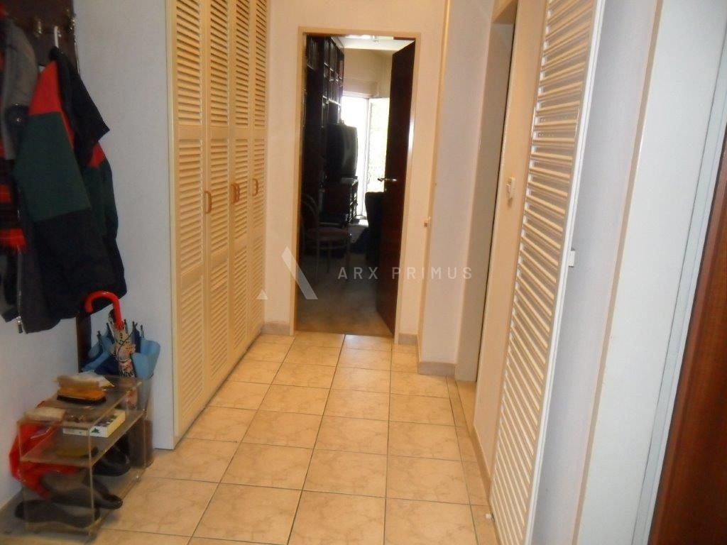 Zgrada u Puli na odličnoj lokaciji