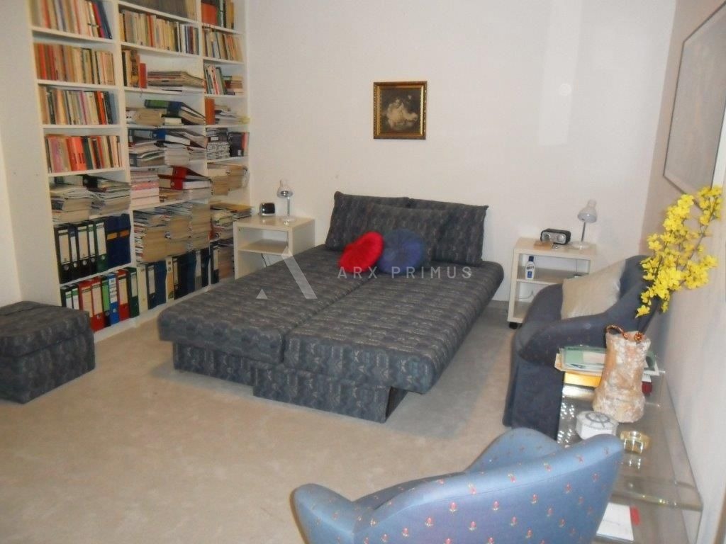 Zgrada u Puli na odličnoj lokaciji