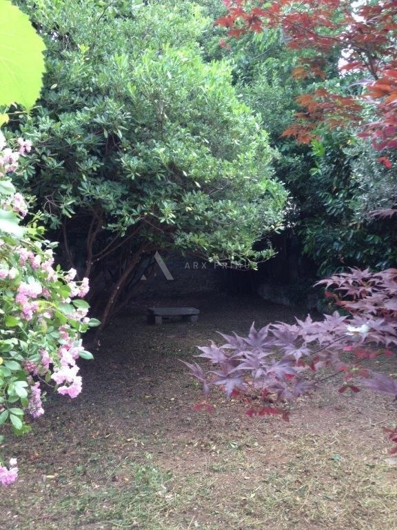 Zgrada u Puli na odličnoj lokaciji