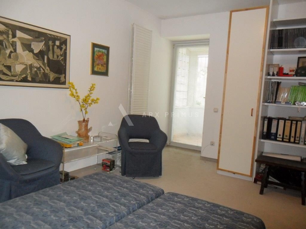 Zgrada u Puli na odličnoj lokaciji