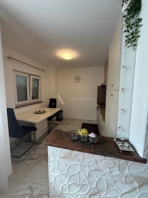 Prizemni stan u Finidi, Umag