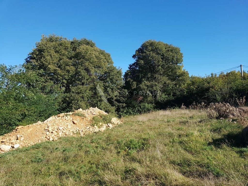 Građevinsko zemljište za dvije kamene vile za ekskluzivni turizam