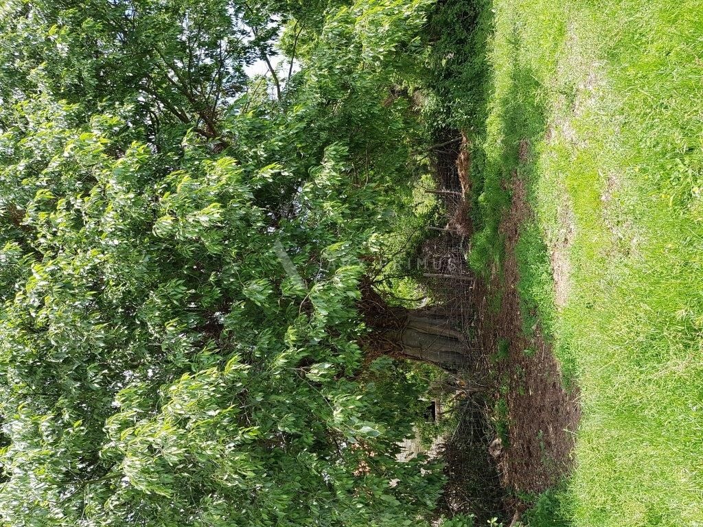 Građevinsko zemljište za dvije kamene vile za ekskluzivni turizam