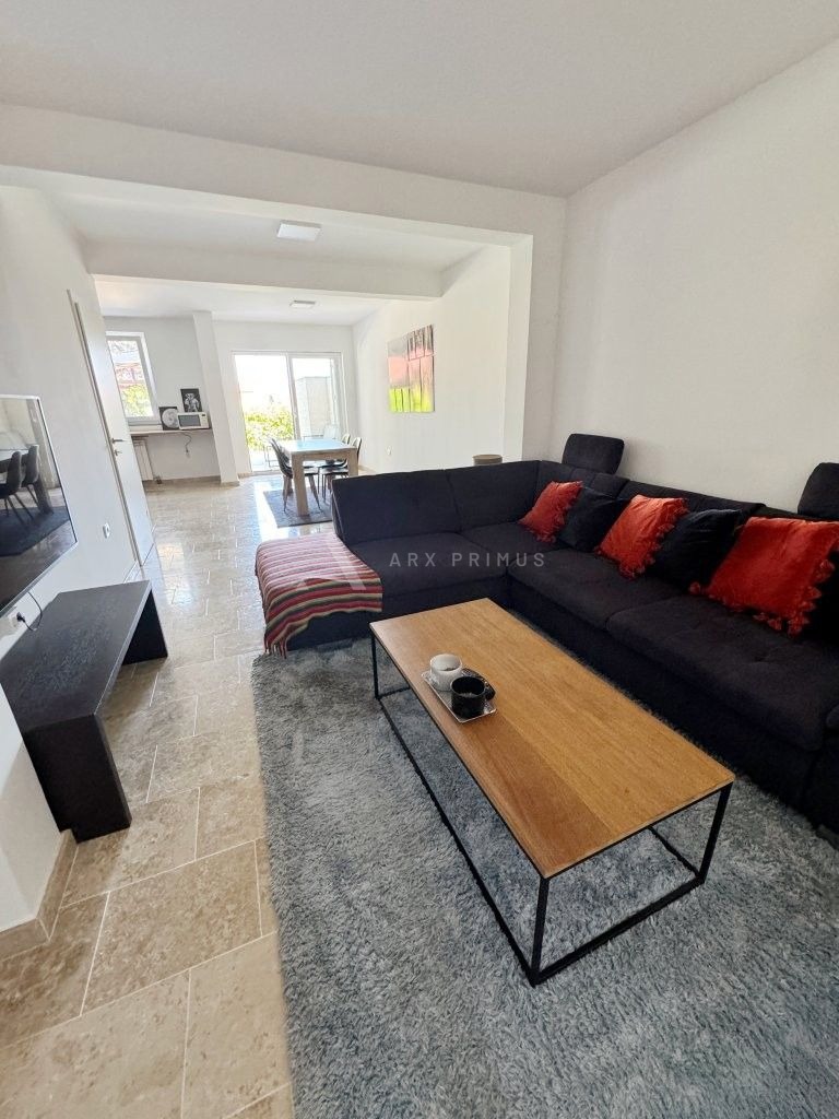 Kuća na odličnoj poziciji s lijepim vrtom, Crveni Vrh, Umag