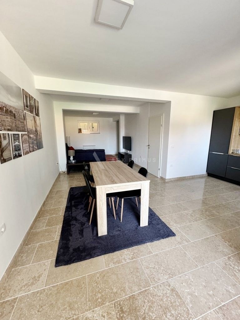 Kuća na odličnoj poziciji s lijepim vrtom, Crveni Vrh, Umag