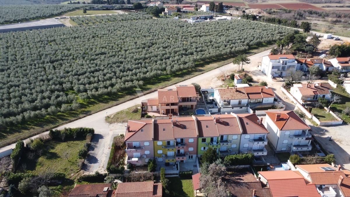 Kuća na odličnoj poziciji s lijepim vrtom, Crveni Vrh, Umag