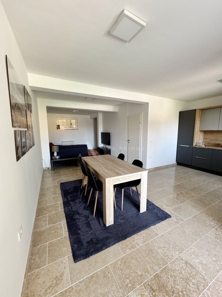 Kuća na odličnoj poziciji s lijepim vrtom, Crveni Vrh, Umag