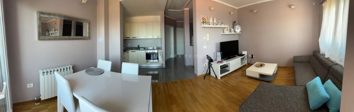 Kuća na odličnoj poziciji s lijepim vrtom, Crveni Vrh, Umag