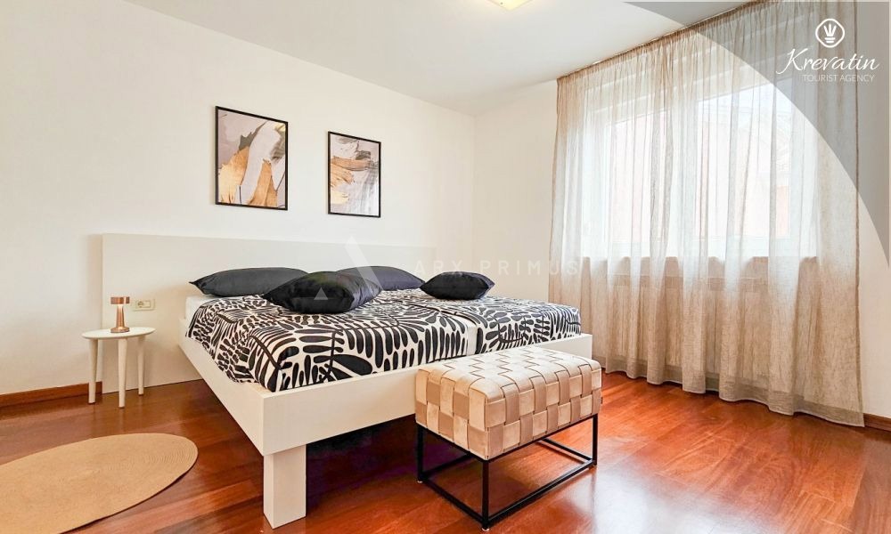 Kuća sa bazenom na odličnoj lokaciji, Zambratija, Umag