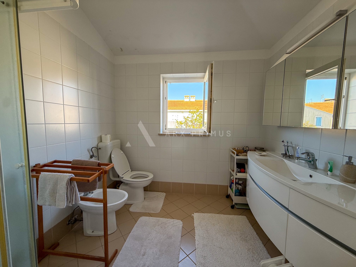 Dvojna kuća u Bašaniji – 350 m od mora