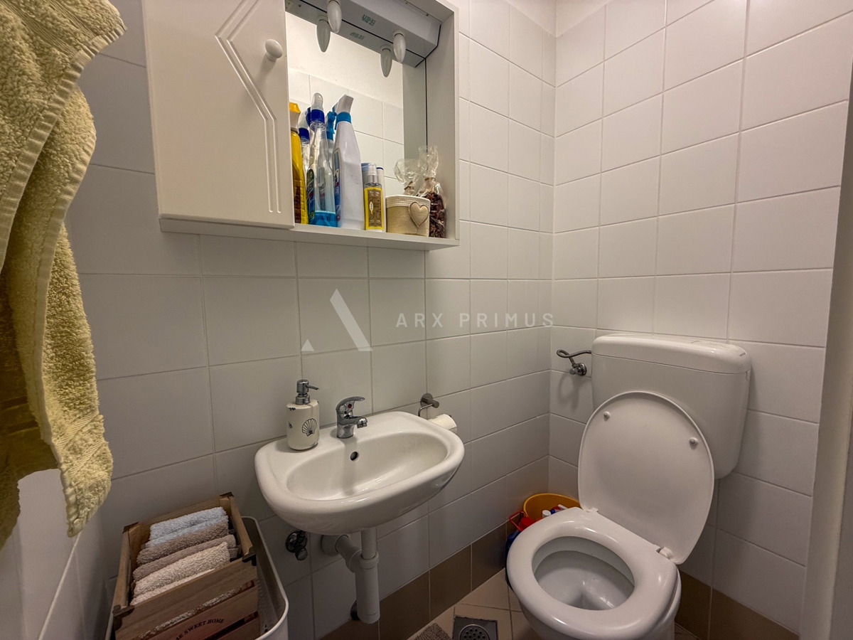 Dvojna kuća u Bašaniji – 350 m od mora