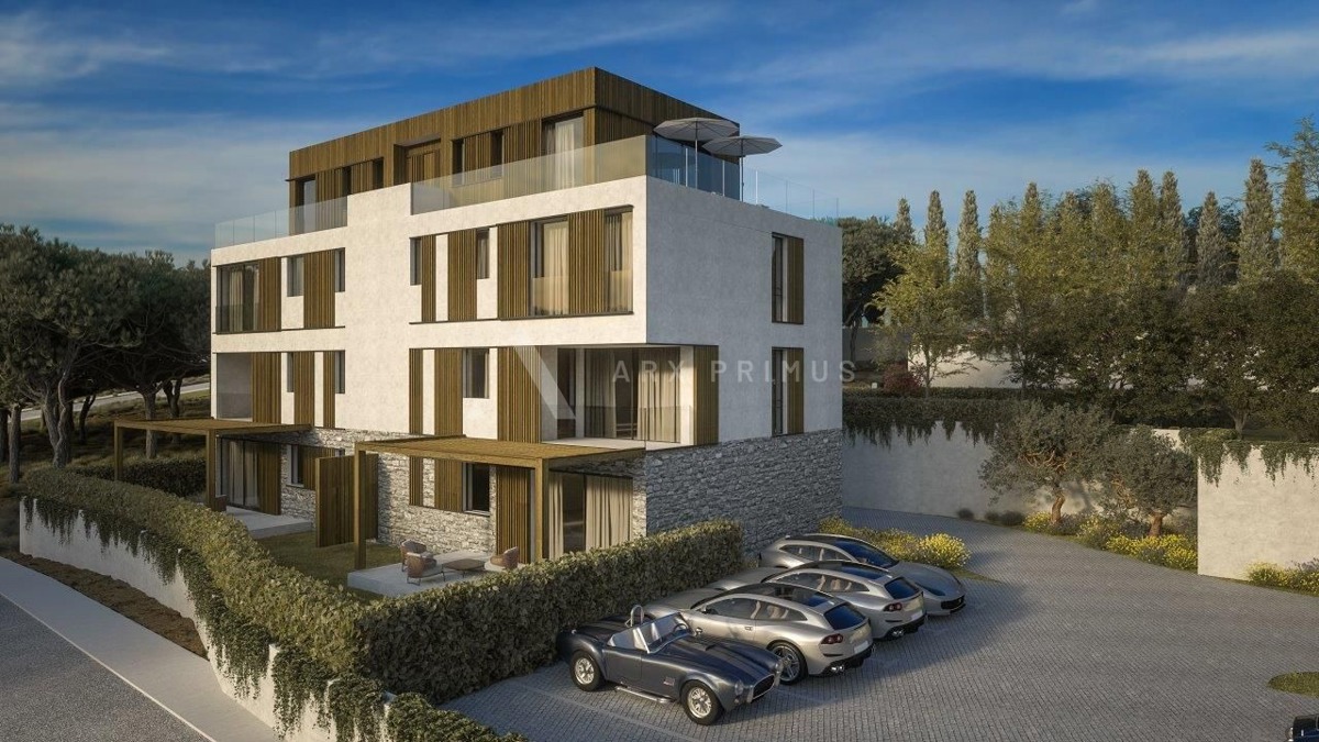 Stan u prizemlju s vrtom u luksuznom resortu, Crveni vrh, Umag