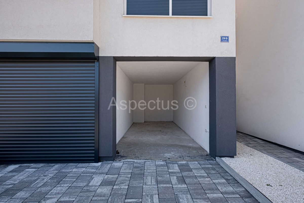 Appartamento al 1° piano, due camere da letto, Medolino, Istria