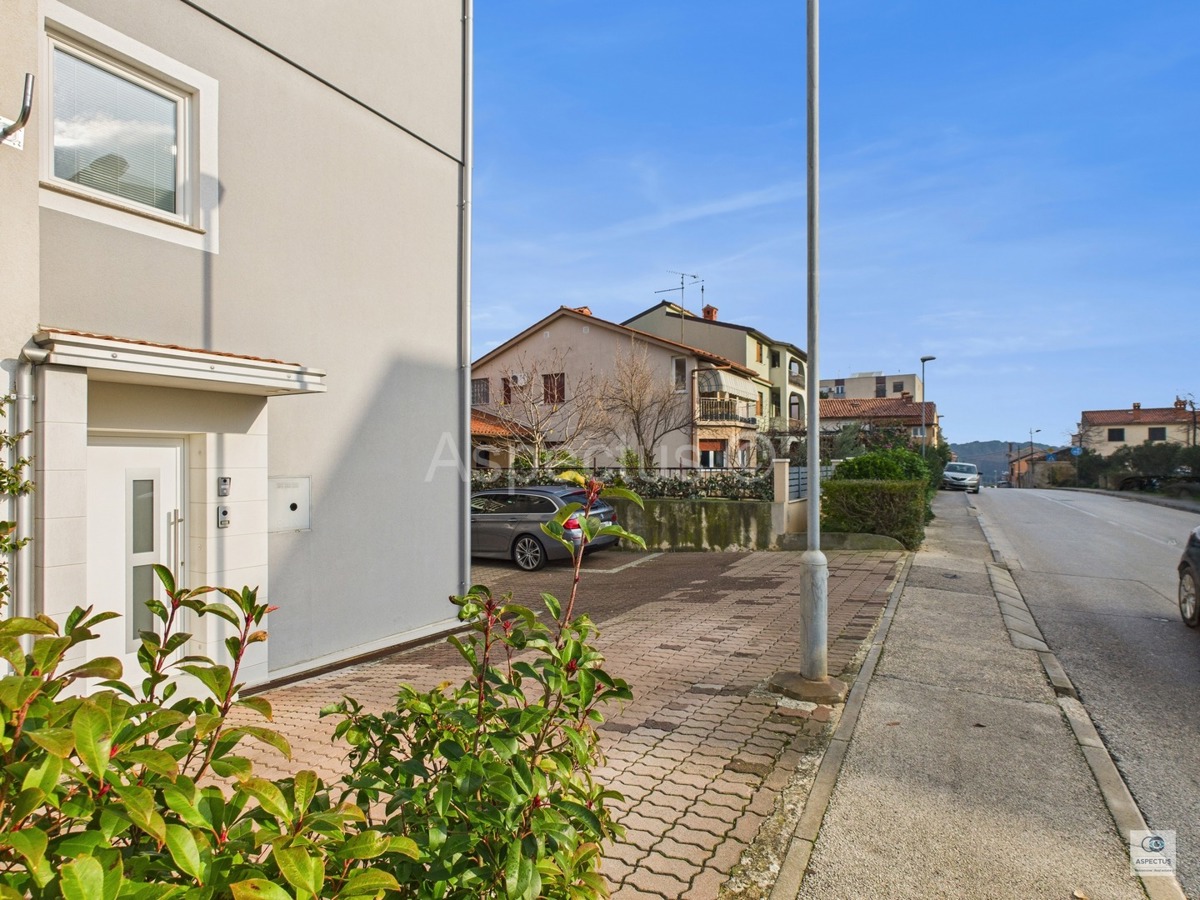 Appartamento a Pola, arredato, pronto per essere abitato, Pola, Kaštanjer