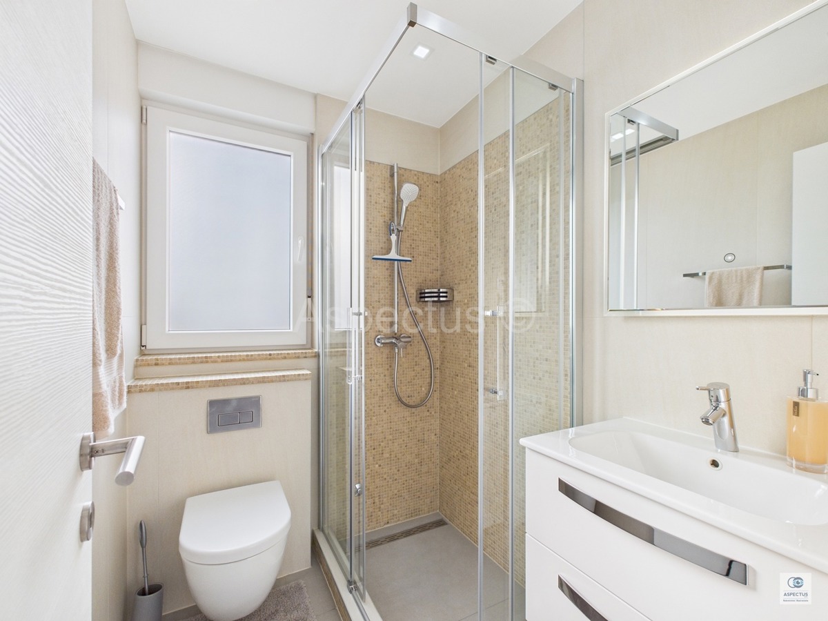 Appartamento a Pola, arredato, pronto per essere abitato, Pola, Kaštanjer