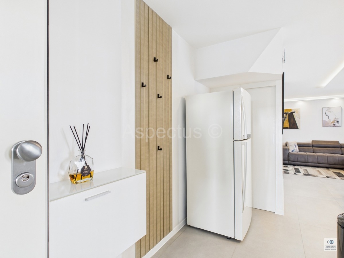 Appartamento a Pola, arredato, pronto per essere abitato, Pola, Kaštanjer