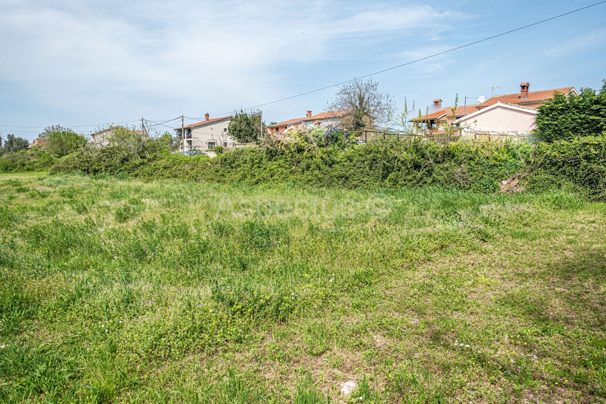 Terreno edificabile vicino all'asfalto, Sanvincenti