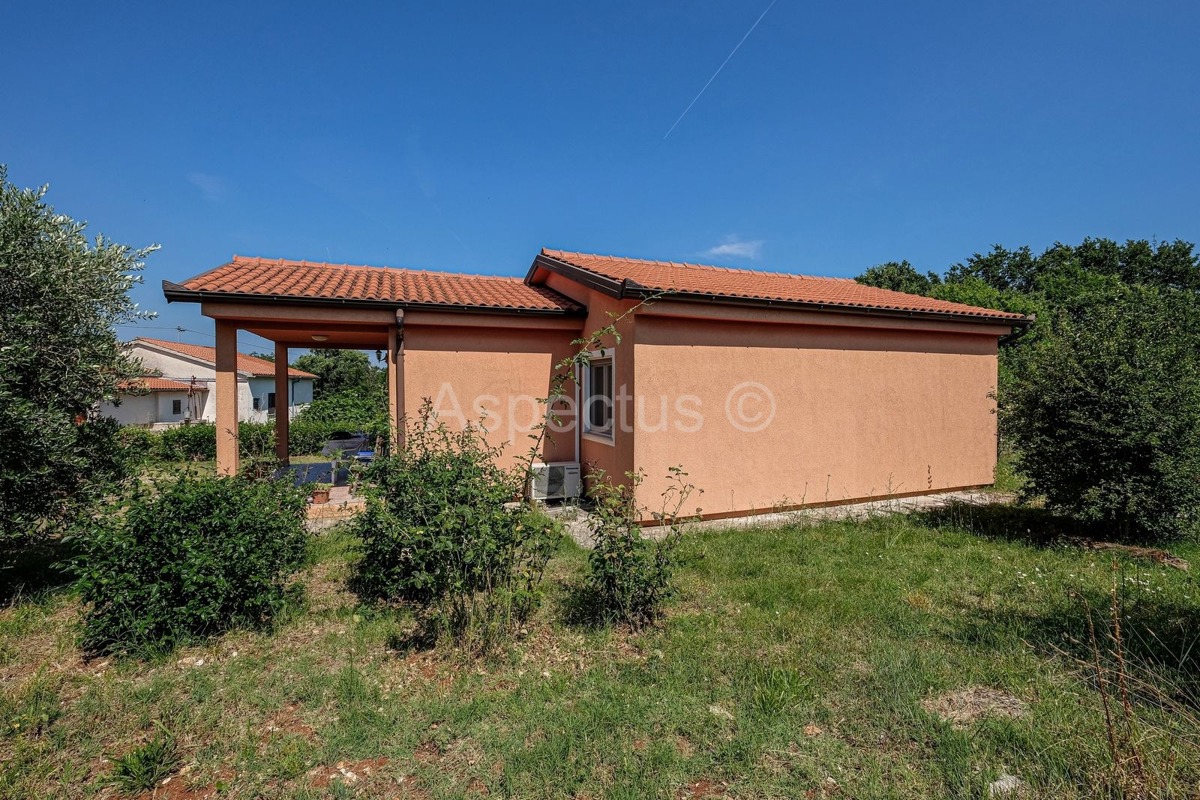 Casa di 63 m2 in un quartiere tranquillo, pronta per essere abitata, Marčana, Duga Uvala