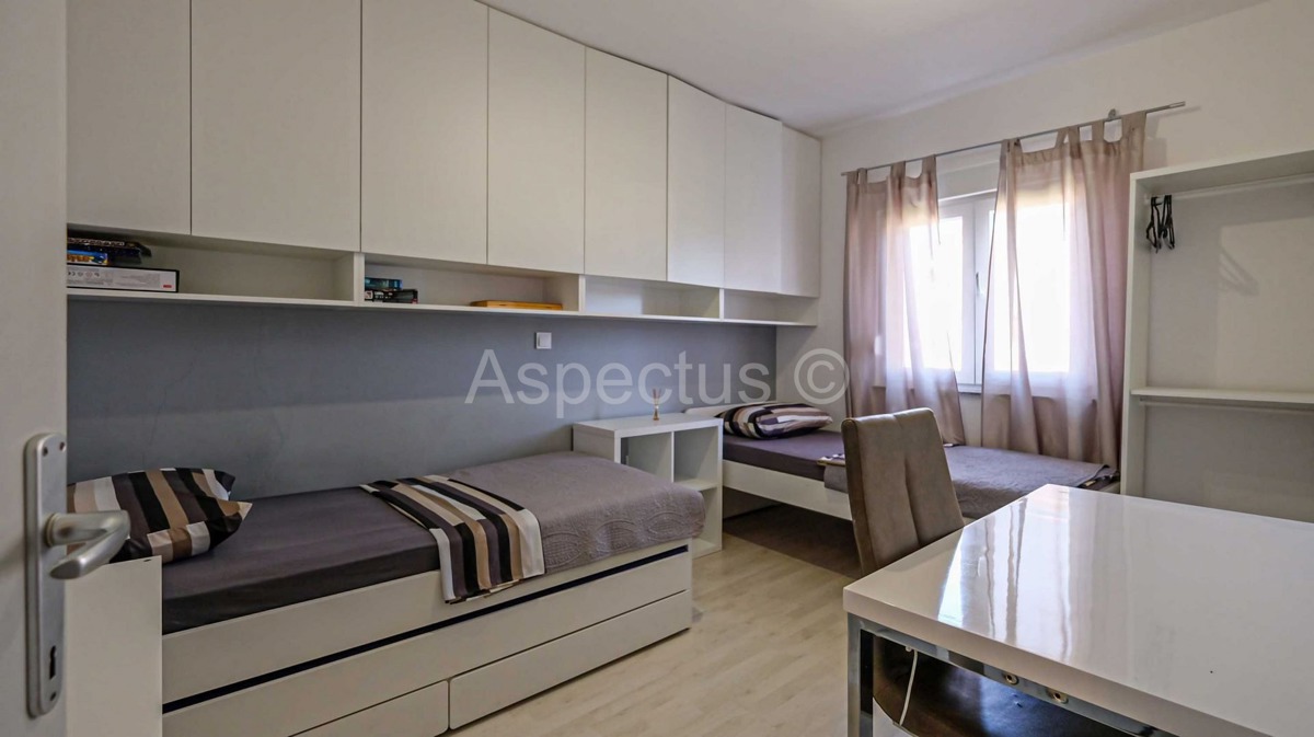 Appartamento bilocale vicino alla spiaggia, Valbandon, Šurida