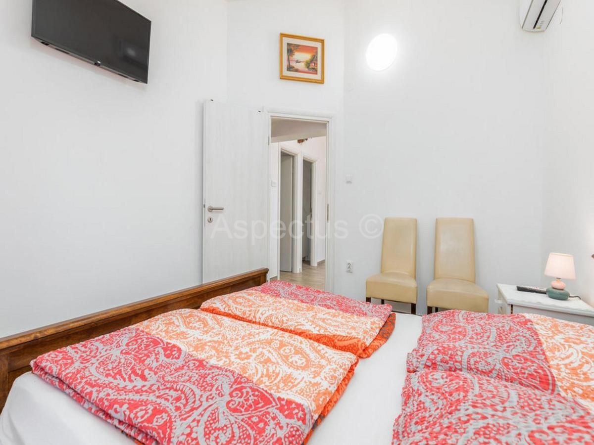 Casa con piscina, vista mare, Fasana