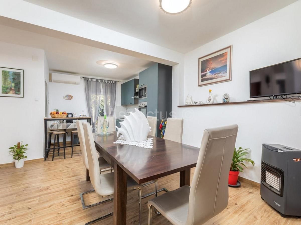 Casa con piscina, vista mare, Fasana