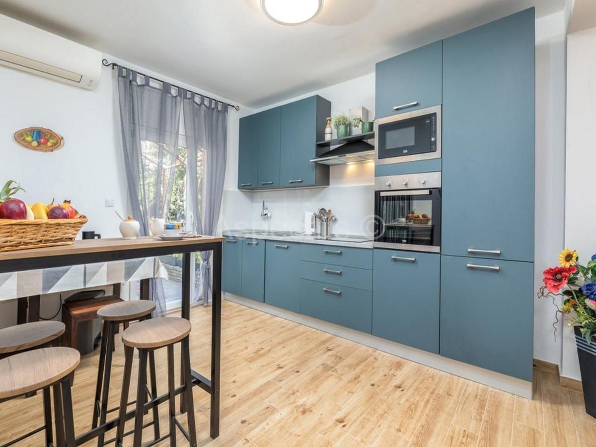 Casa con piscina, vista mare, Fasana