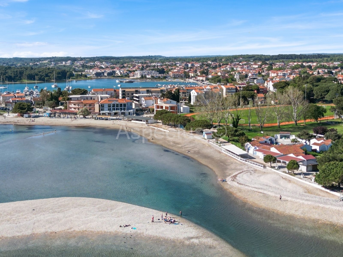 Appartamento sul mare nel centro di Medulin