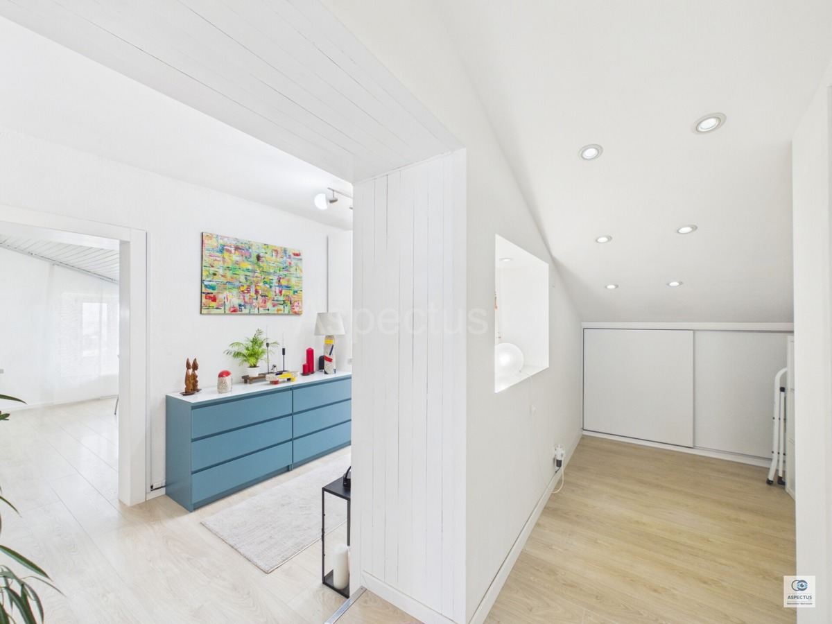 Pola, tre appartamenti in una casa vicino alla spiaggia – Stoja