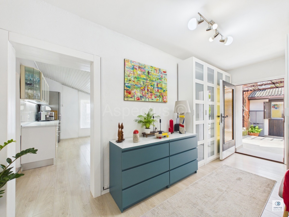 Pola, tre appartamenti in una casa vicino alla spiaggia – Stoja