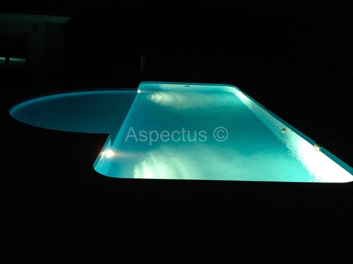 Samostojeća vila sa bazenom 25 km od Rovinja