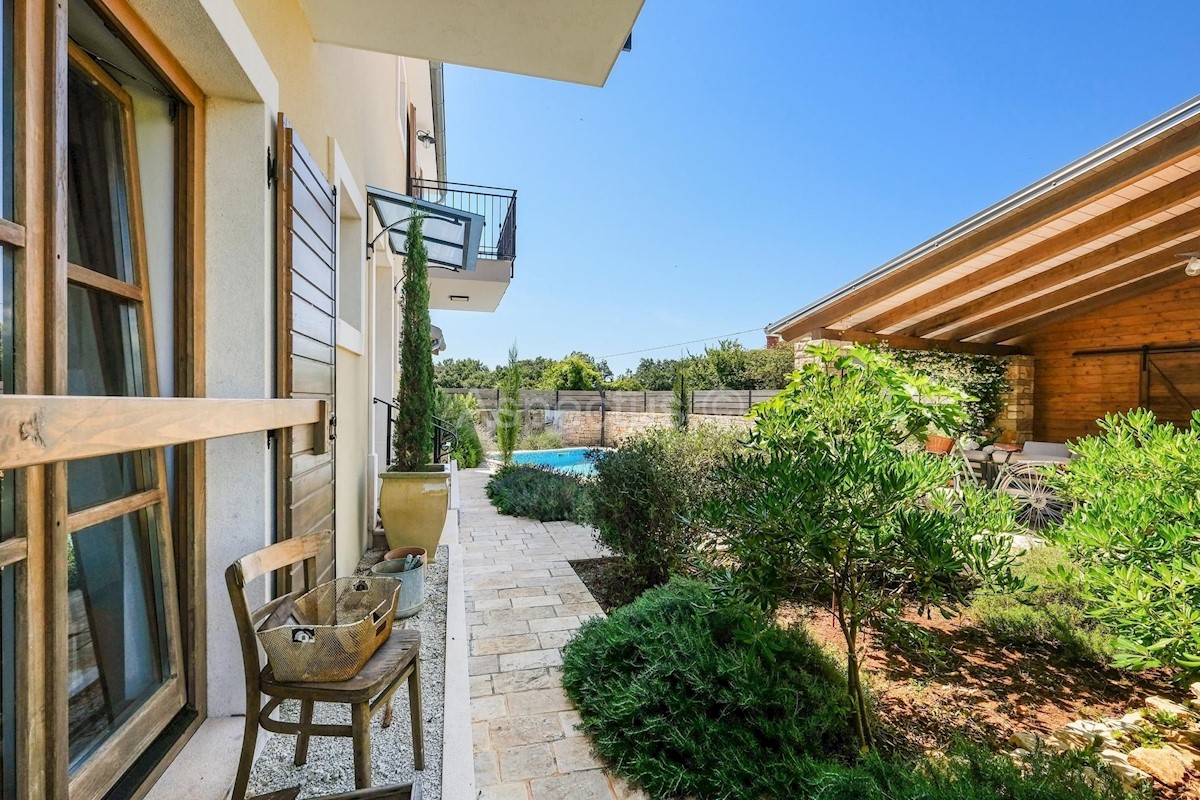 Autentica casa in pietra con piscina, Sanvincenti, ISTRIA