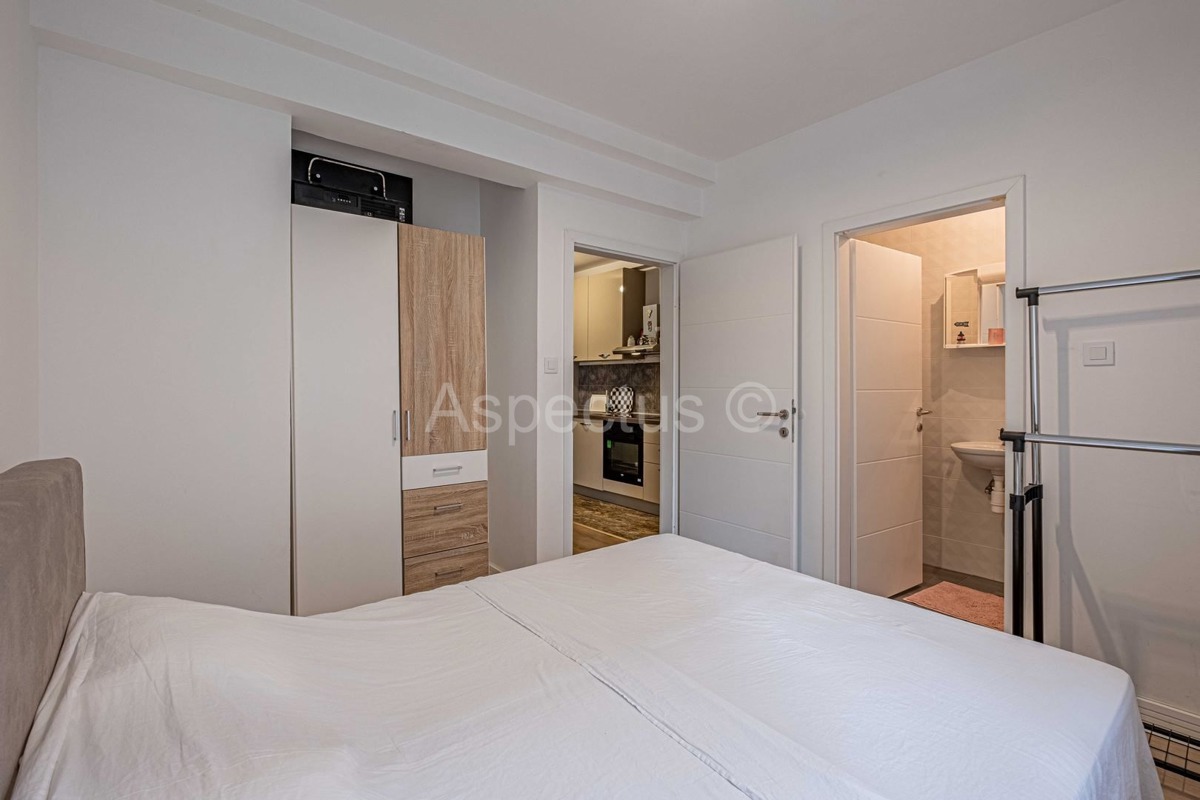 Appartamento al piano terra - bilocale, arredato e abitabile, Fažana, Valbandon