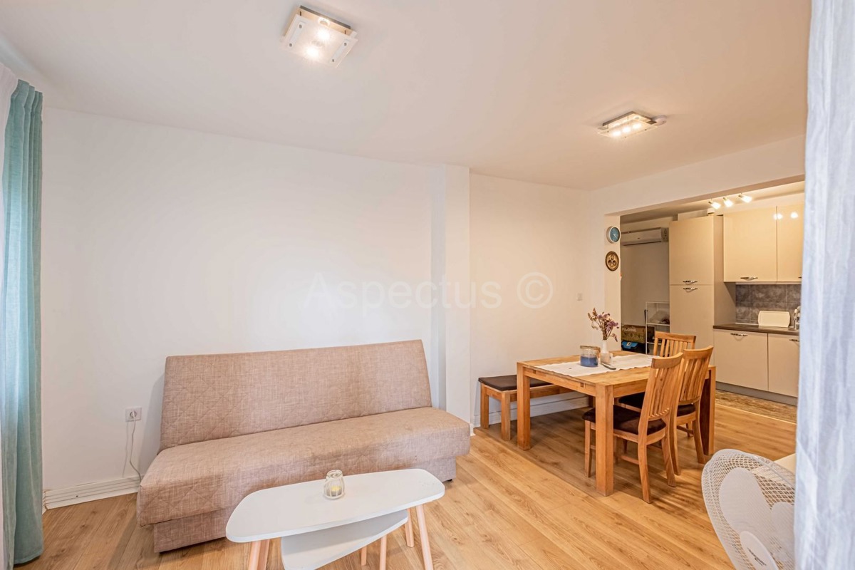 Appartamento al piano terra - bilocale, arredato e abitabile, Fažana, Valbandon