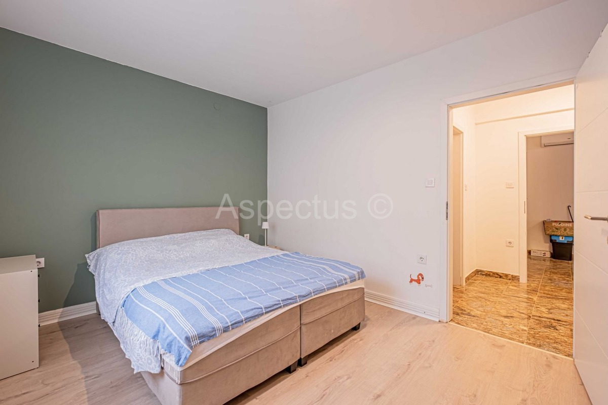 Appartamento al piano terra - bilocale, arredato e abitabile, Fažana, Valbandon