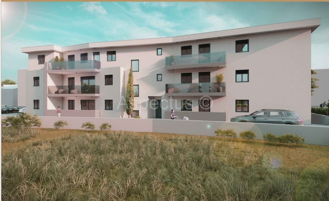 Appartamento con due camere da letto in nuova costruzione, piano terra, terrazza, posto auto | Istria, Pola