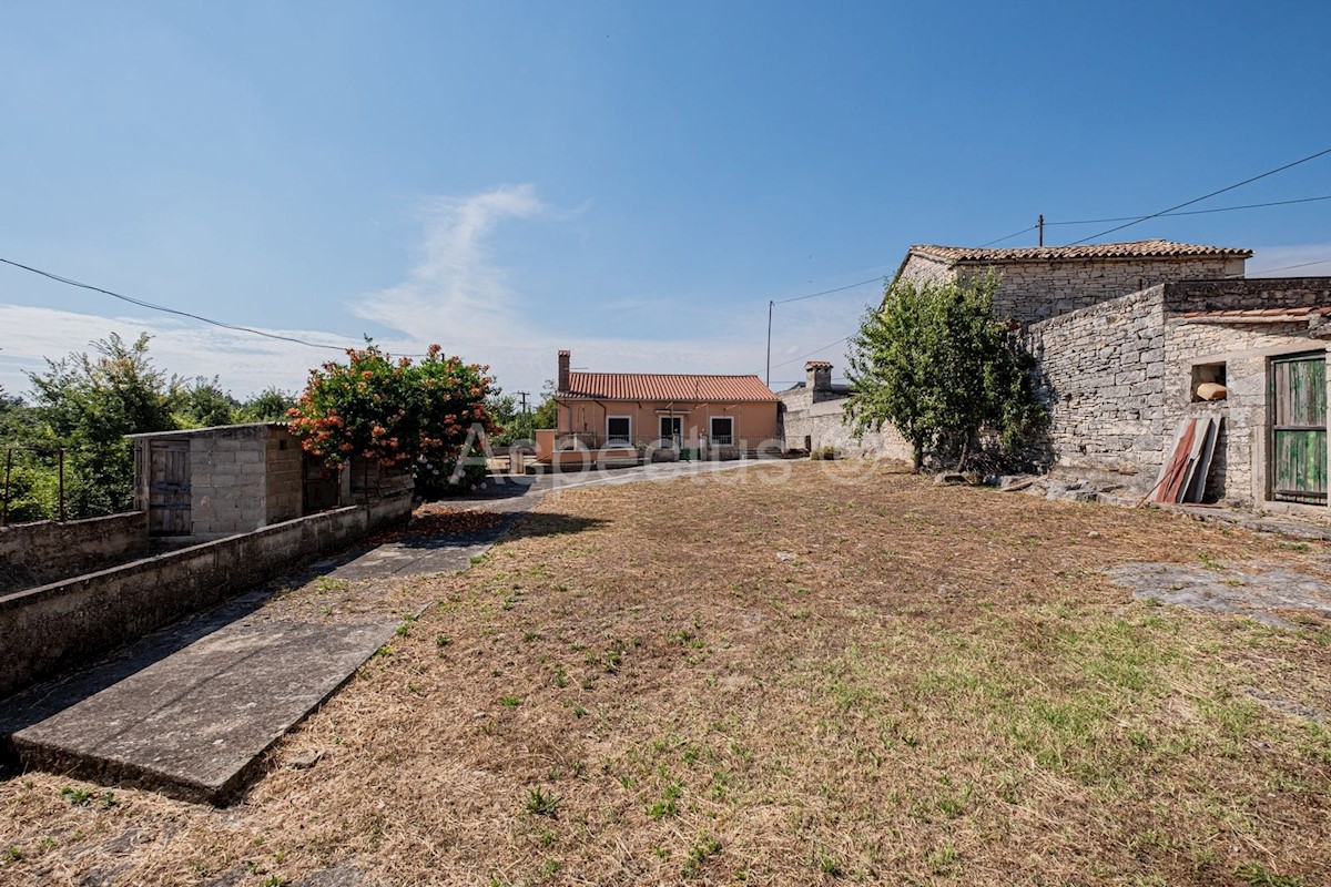 Casa in pietra con annesso e garage, Sanvincenti, Istria