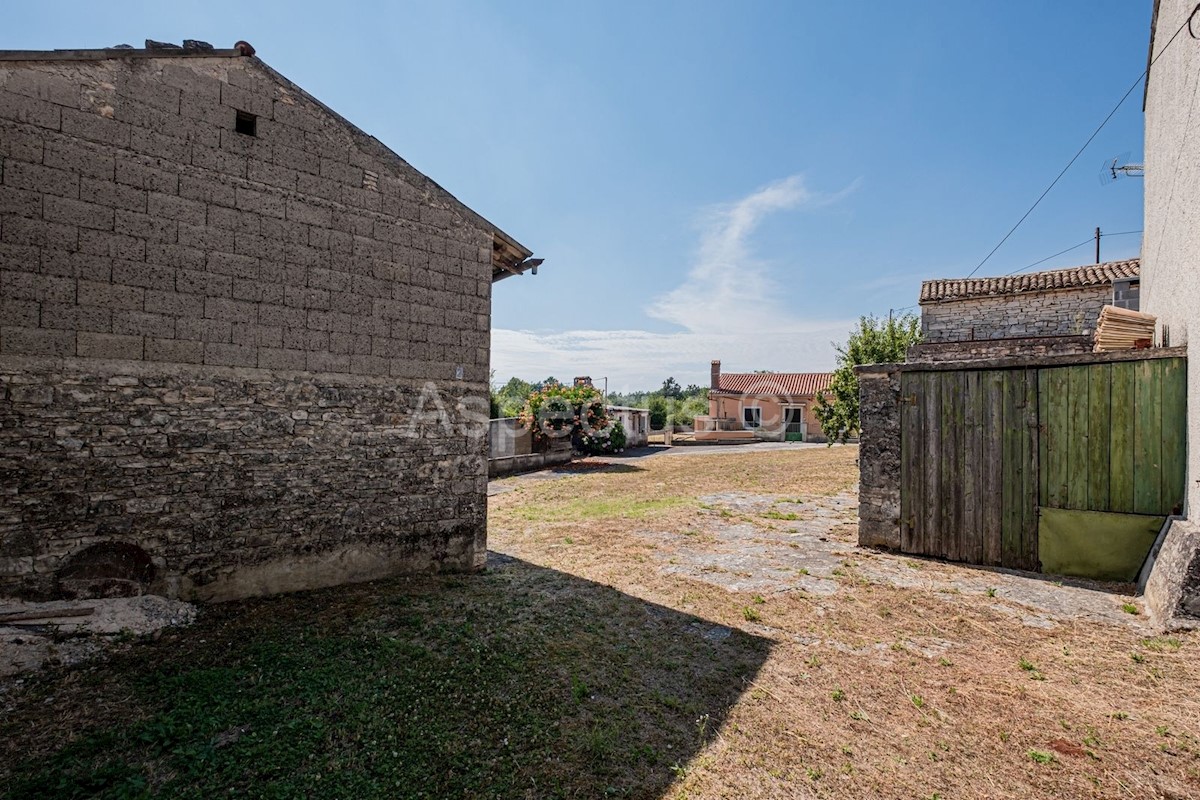 Casa in pietra con annesso e garage, Sanvincenti, Istria