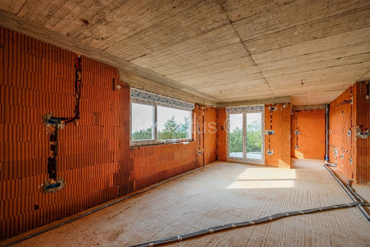 Appartamento in nuova costruzione, 1° piano, due camere da letto, vista mare, vicino a Rovigno